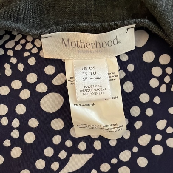 Motherhood Maternity Nursing Shawl - Picture 2 of 2